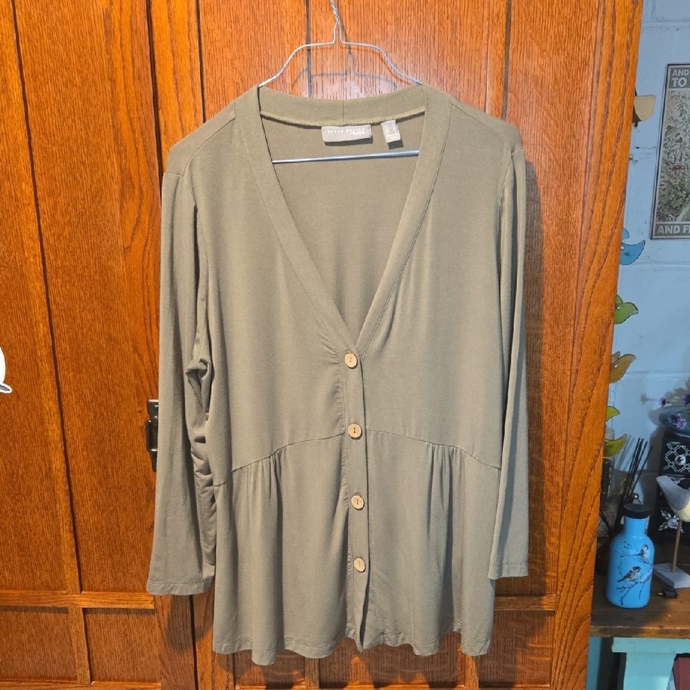 Size Medium Susan Graver Olive Long-sleeved Peplum Blouse